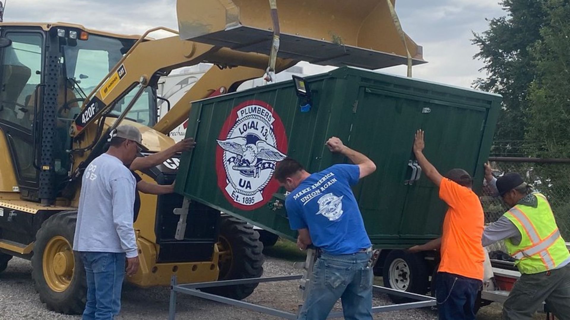 IWSH UA plumbers with Navajo Wash Station